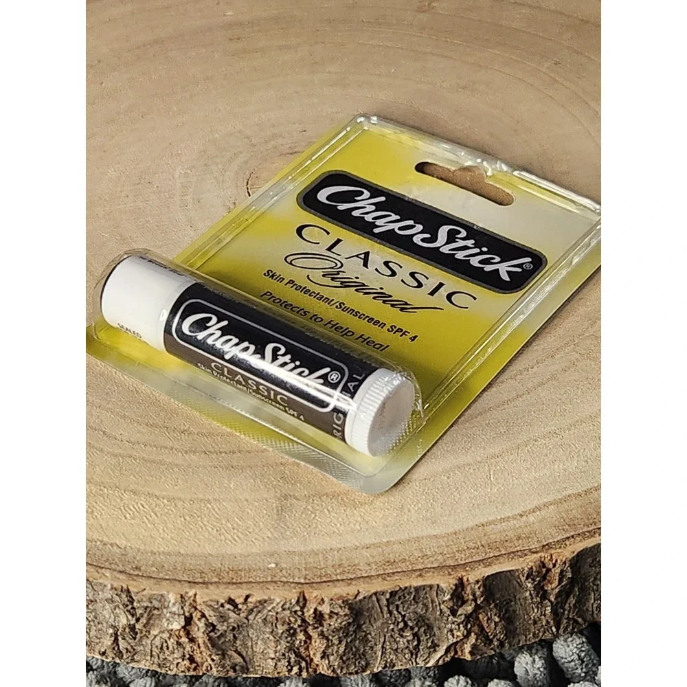 (1) Rare NOS Factory Sealed 0.15‎ OZ Original Classic ChapStick SPF 4